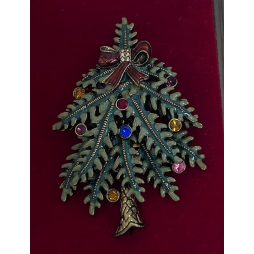 Avon 2004 Collectible Christmas Tree Pin‎ 2" Long